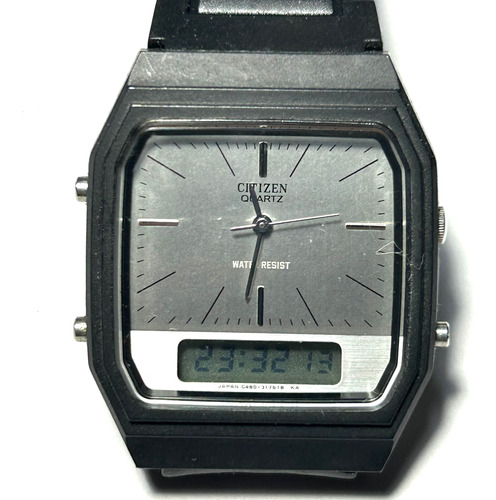 Reloj Citizen Quartz Ana-digi De Silicona Modelo Jm007401b