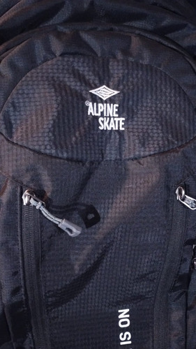 Mochila Alpine Skate  S/ Cobertor Usada, Igual A Nueva