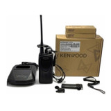 Radio Kenwood Tk3207 Pareja + 4 Baterias + 2 Manos Libres