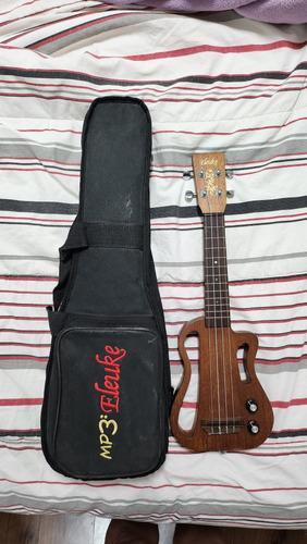 Ukulele Eleuke Mp3 Ukulele Elétrico Viagem