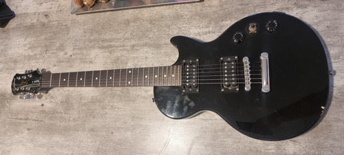 Guitarra EpiPhone Negra Usada 