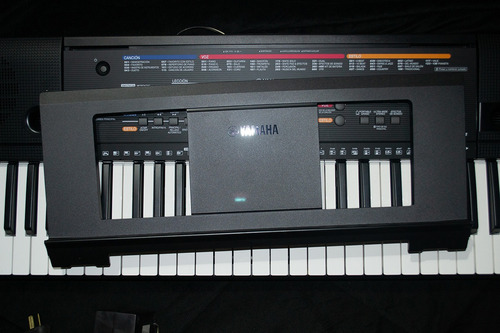 Yamaha Psr Series Psr-e263 Funda Soporte Y Fuente 