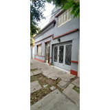 Casa 2 Dormitorios Y Cochera Se Vende. J.m. Gutierrez Al 3600 A Metros De Avenida Lopez Y Planes