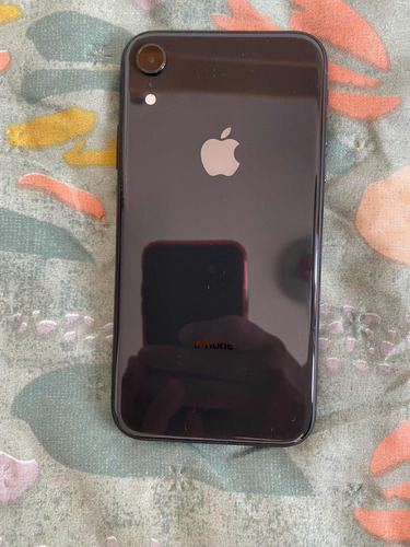 iPhone XR