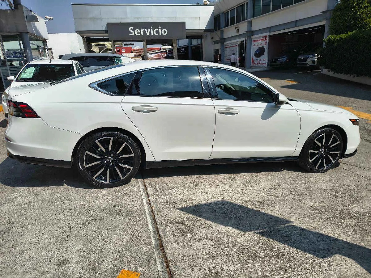 Honda Accord 2023 - Imagen 7