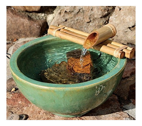 Fuente De Agua Con Detalles De Bambú Para Patio, Fuente Int