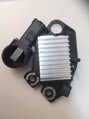 Regulador Alternador Peugeot 206-207 Foto 4