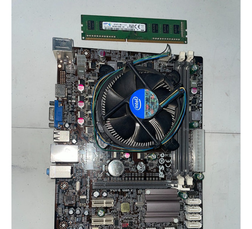 Placa Madre Ecs H61 H2-m2, I3 De Segunda, 4g Ram Ddr3,cooler