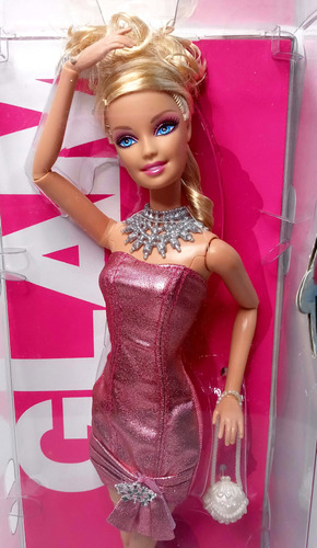 Muñeca Barbie Fashionista Articulada Glam 2010