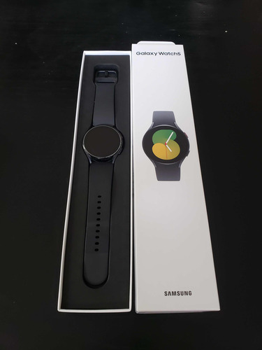 Samsung Galaxy Watch 5 40mm Graphite Con Vidrio Templado