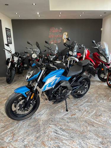 Cf Moto, 400 Nk. 2021. Motos Usadas Seleccionadas. Financia!