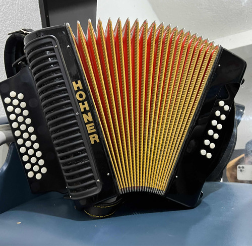 Acordeon Hohner Alemán