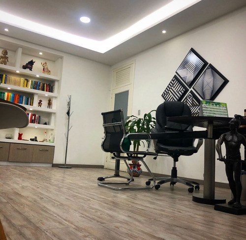 Venta Hermosa Oficina Edificio Colseguros - Imagen 2