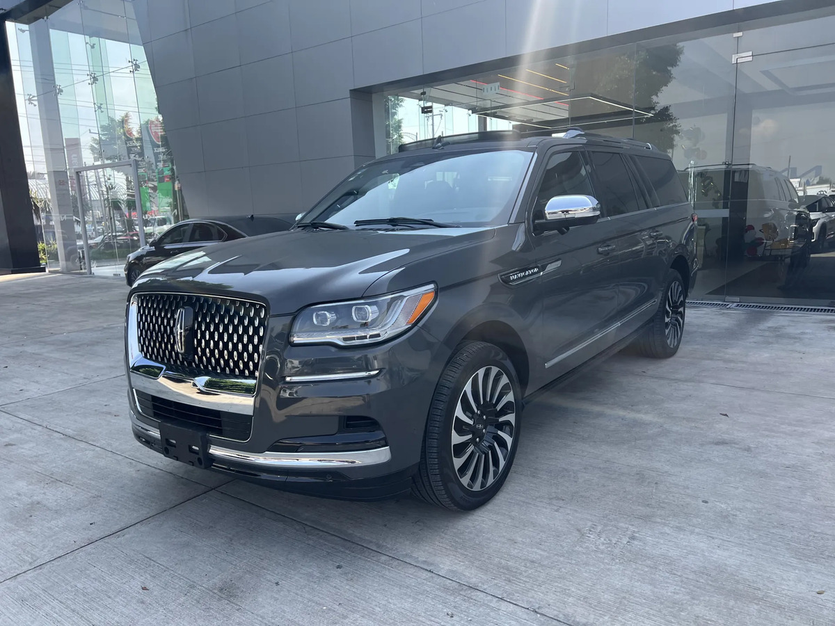 Lincoln Navigator 2024