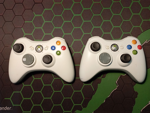 Dos Controles De Xbox 360 Originales