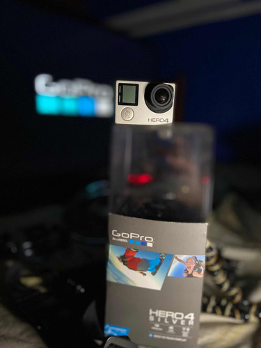 Gopro 4 Silver Acompanha Um Cartão Memória 32gb