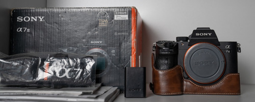 Cámara Sony A7 Iii Fullframe 35mm - Ilce-7m3 Color Negro