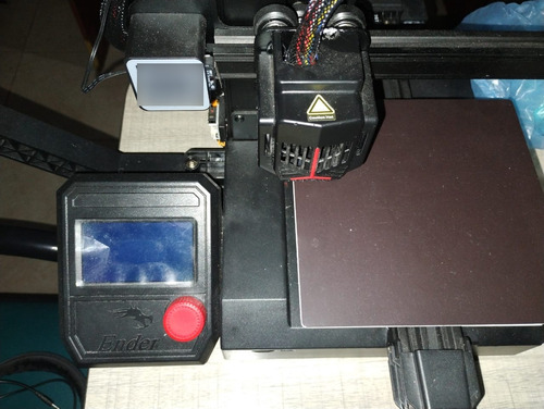 Impresora Creality 3d Ender 2 Pro Funcionando Con Detalles