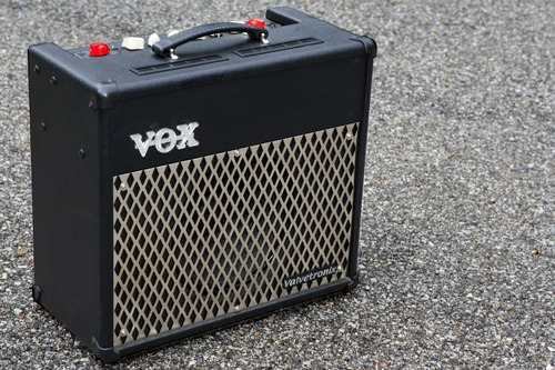 Amplificador Guitarra Vox Vt30 + Pedalera Vox