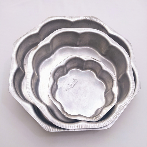 Set De 3 Moldes Para Torta Forma Flor En Aluminio 