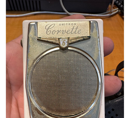 Antiguo Radio Portátil  Japonés De 1960