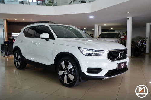 VOLVO XC40 2.0 T5 GASOLINA MOMENTUM AWD GEARTRONIC