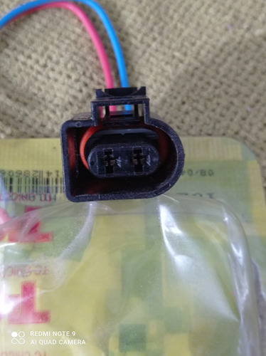 Conector De Faros Auxiliares Vw Gol Saveiro Parati 1.8 00/08 Foto 2