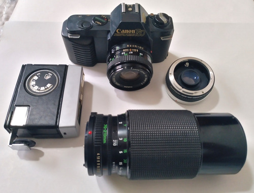 Canon T50 + 2 Lentes + Flash + Tele Converter