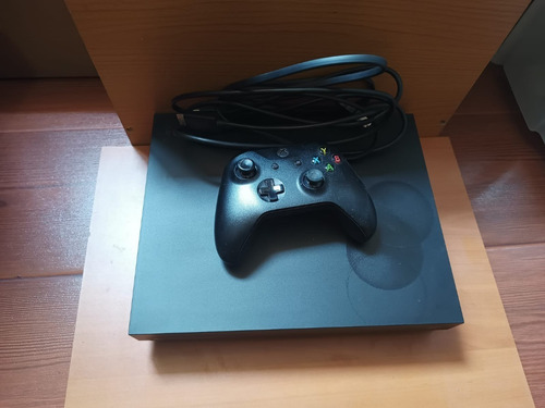 Xbox One X (1tb)