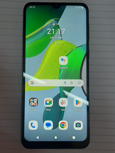 Celular Motorola E13 Verde Oscuro