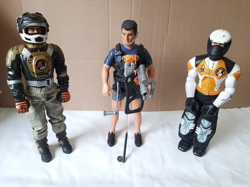 2 Figuras De Action Man Con Casco Y 1 De Rescate De Hasbro.