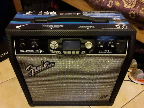 Amplificador De Guitarra Fender Gdec3 Thirty 