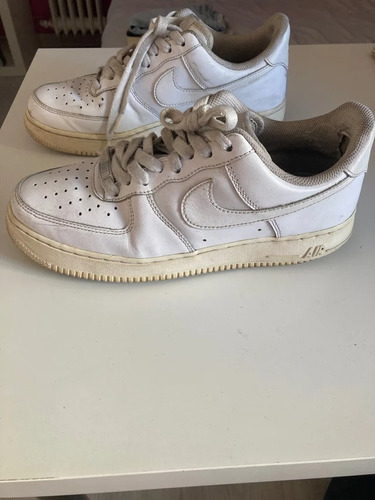 Tenis Air Force One Originales Con Un Uso Medio