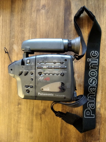 Filmadora - Panasonic Afx8