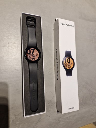 Samsung Galaxy Watch 4