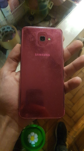 Samsung J4 