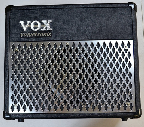 Amplificador Vox Valvetronix Ad15vt