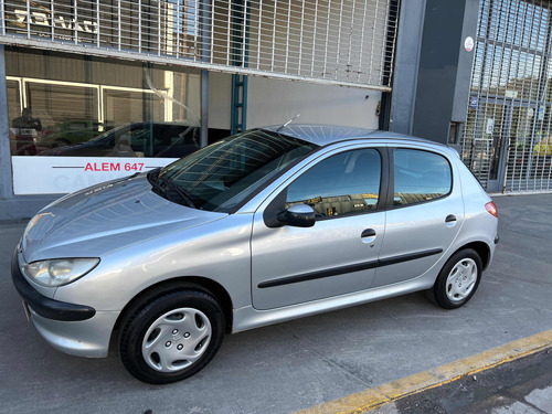 Peugeot 206 2010 1.4 Generation 75cv