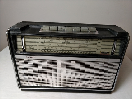 Radio Philips L4 R26 Passepot Antigo