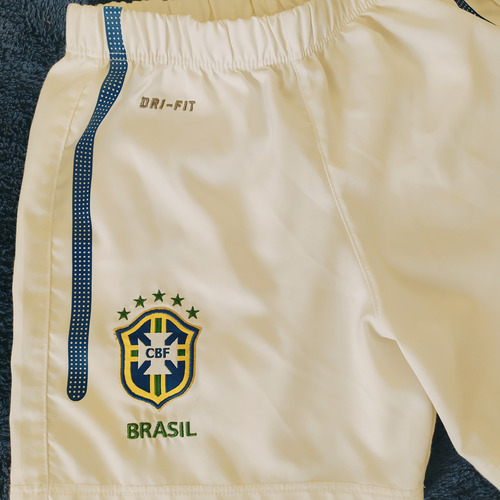 Calção Nike Seleção Brasileira Infantil - Veste 4 E 5 Anos