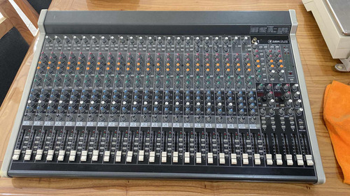 Consola Mixer Mackie 2404-vlz3