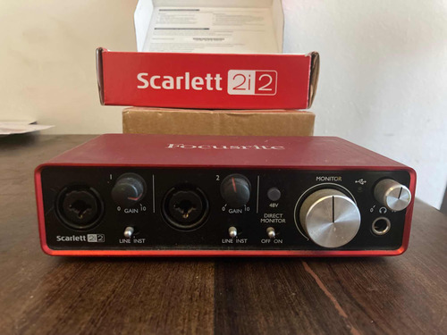 Placa De Audio Focusrite Scarlett Con Kit Completo