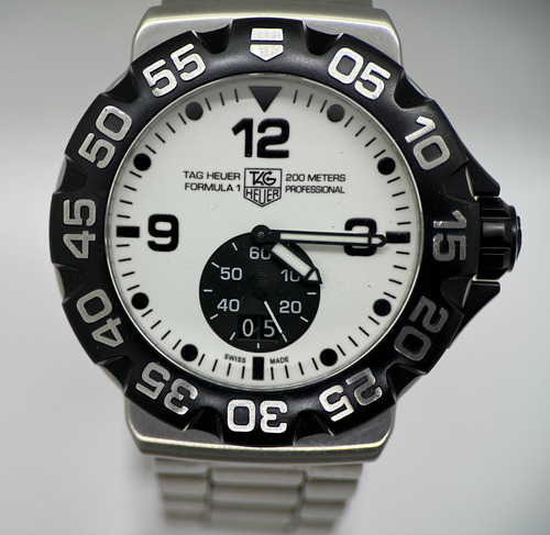 Reloj Tag Heuer Formula 1 Grande Date Caratula Blanca 42mm