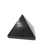 Pirámide De Turmalina Negra 5 Cm X 5 Cm