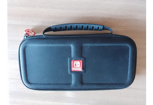 Case Nintendo Switch Deluxe Oficial