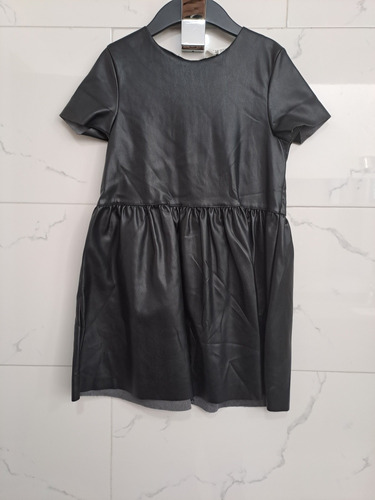 Vestido De Vinipiel H&m Para Niña De 2  Puestas Talla 6 Años