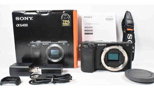 Sony A6400 + Sigma 18mm F1.4 + Sigma 30mm F1.4 + Bag