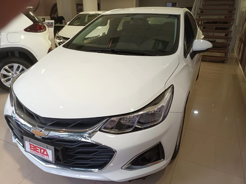 Chevrolet Cruze 1.4 Turbo. Em