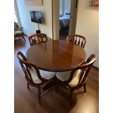 Comedor Redondo Madera, Modelo Inglés, 4 Sillas. Negociable.