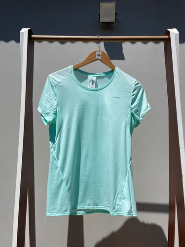 Remera Deportiva Aqua